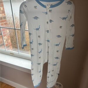 Kyte Baby 18-24 month sleeper with blue dino print